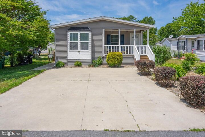Property Photo: 31621 Dogwood Court DE 19958