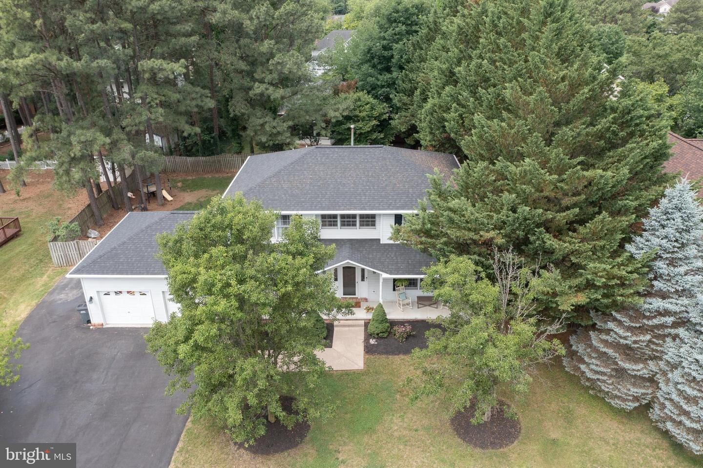 Property Photo: 102 Settlers Circle VA 22602