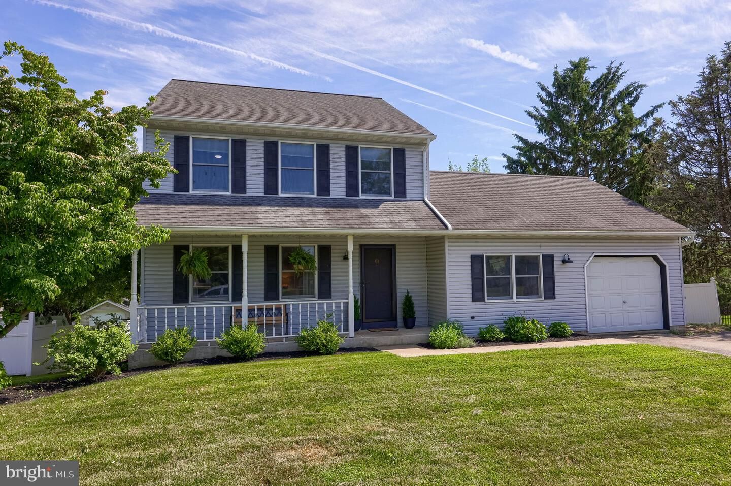 Property Photo:  1550 Putnam Drive  PA 17602 