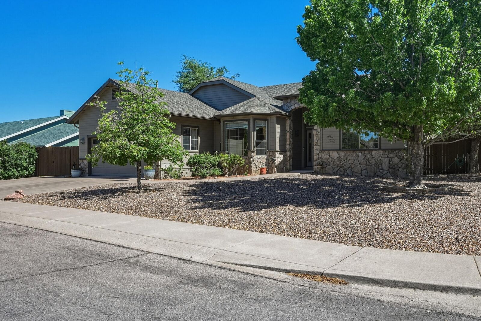 Property Photo:  900 W Landmark Trail  AZ 85541 