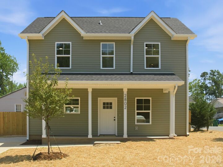 Property Photo:  2802 Willow Street  NC 28208 