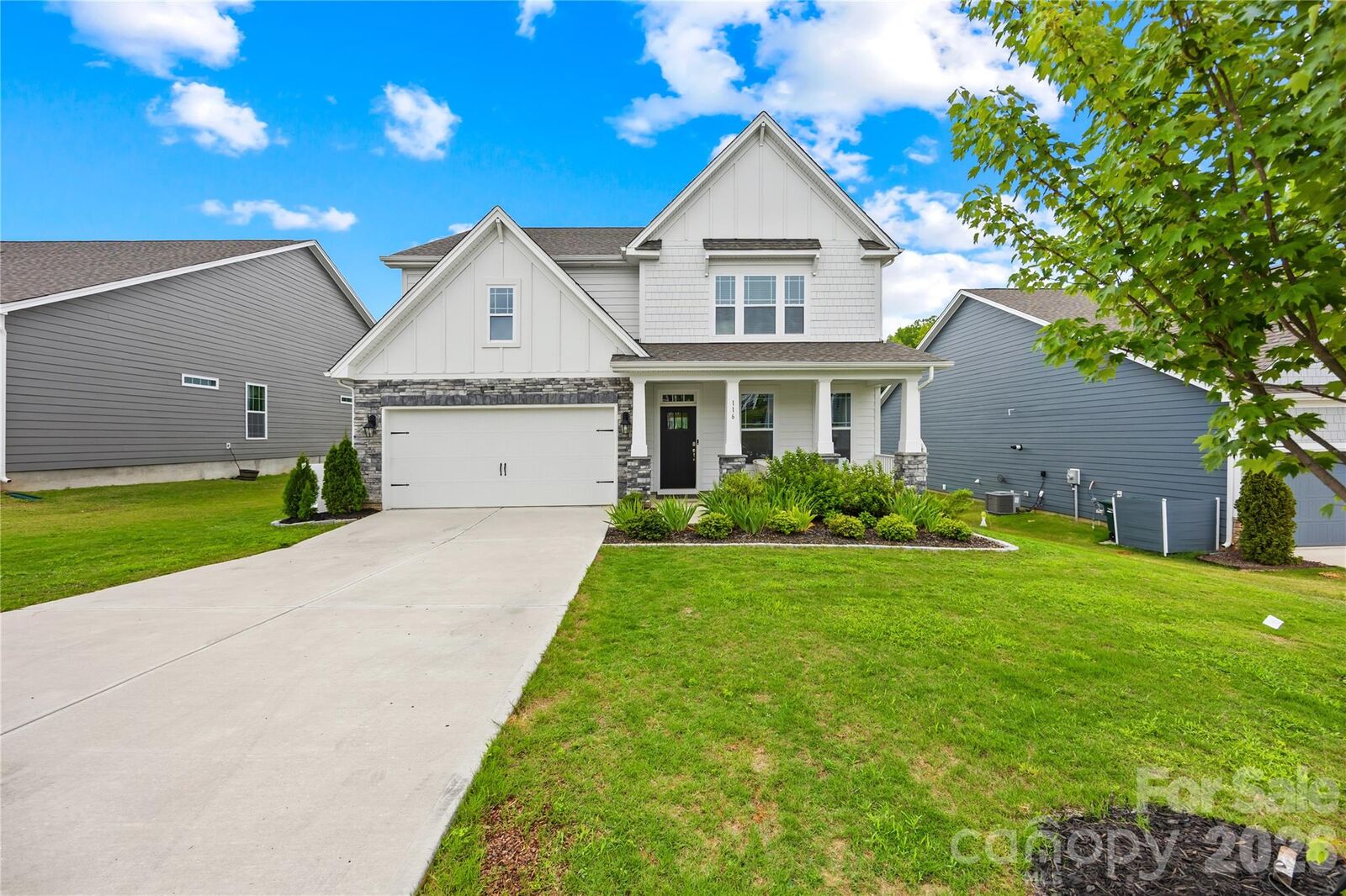 Property Photo: 116 Aviendha Lane NC 28166