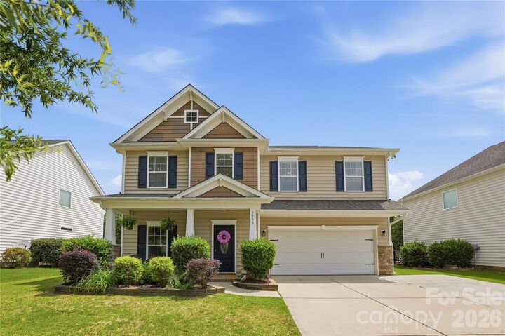 Property Photo: 1533 Ridge Haven Road NC 28173