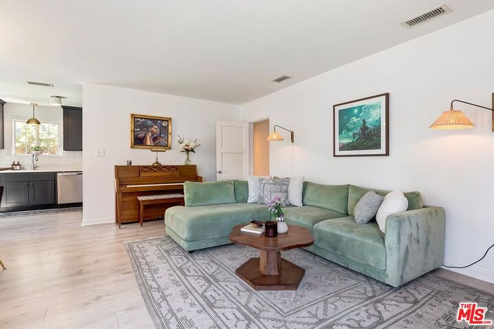 Property Photo: 2351 Altman St CA 90031