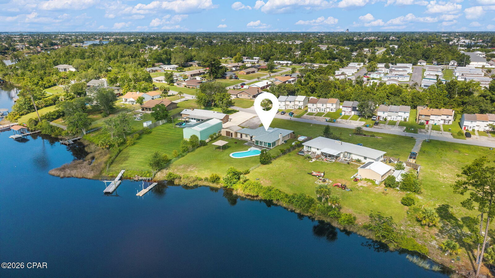 Property Photo: 284 Sukoshi Drive FL 32404
