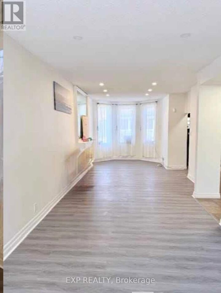 Property Photo: 137 Queen Street South ON L8P 3S3