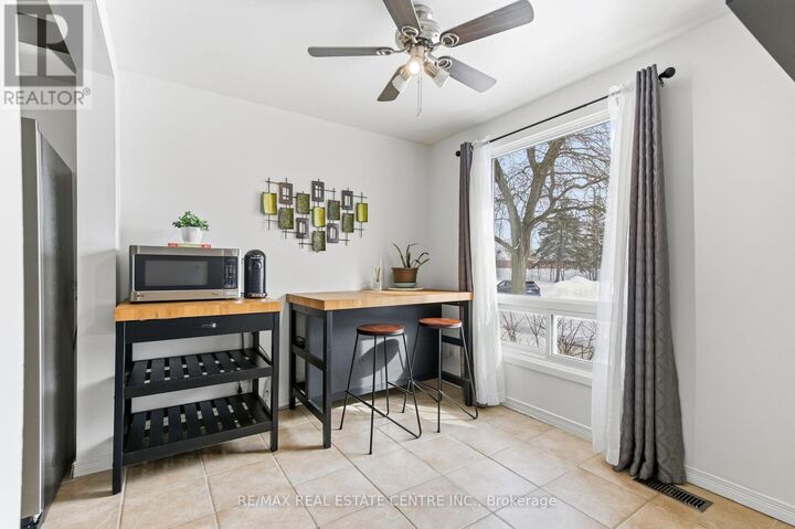 Property Photo:  210 Glamis Road 22  ON N1R 6L3 