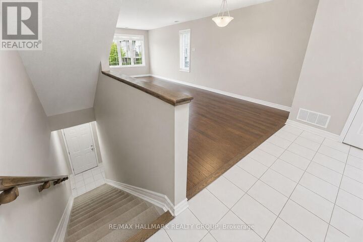 Property Photo: 670 Danaca Private ON K1K 2V7