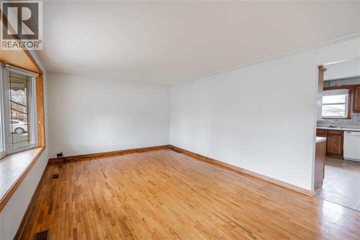 Property Photo:  28 Highland Drive  ON N8A 2K4 