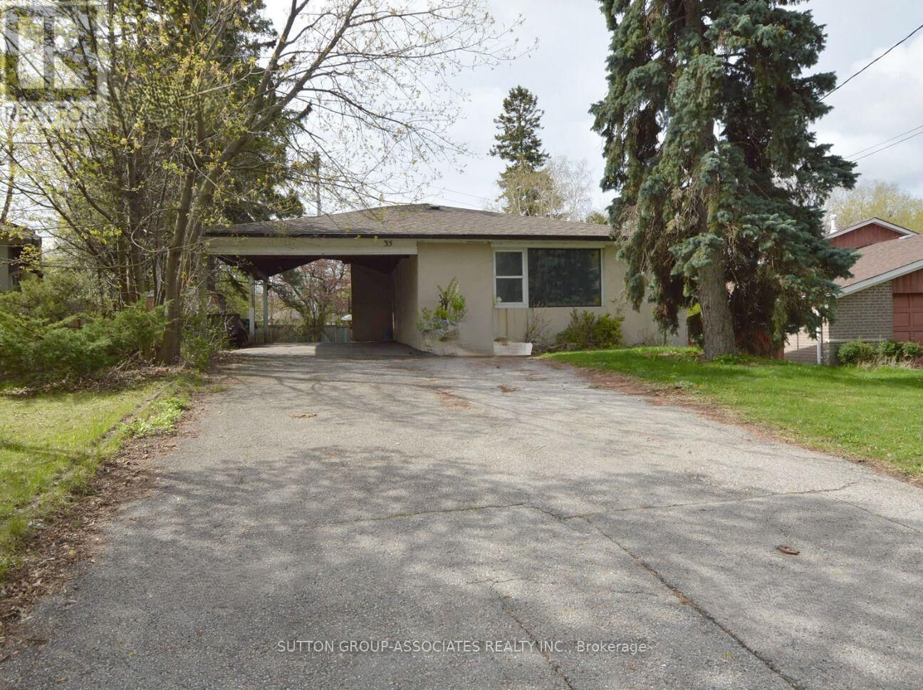 Property Photo:  35 Longhope Place  ON M2J 1Y1 