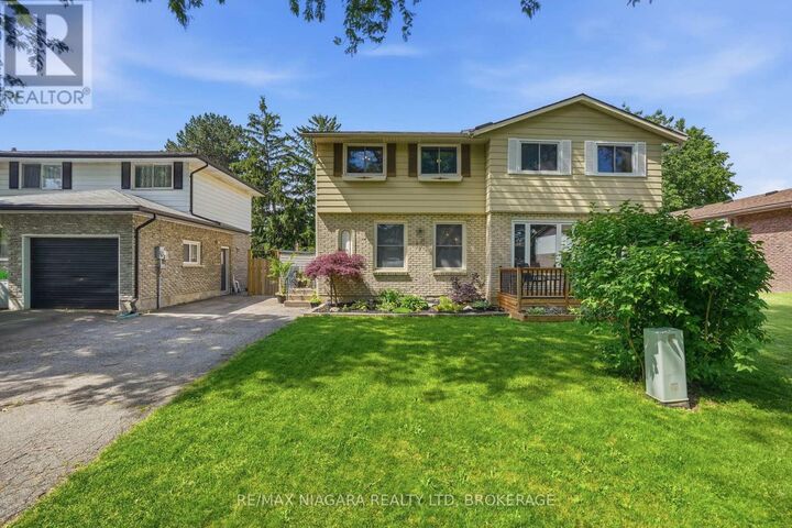 Property Photo:  9 Lafayette Drive  ON L2N 6C1 