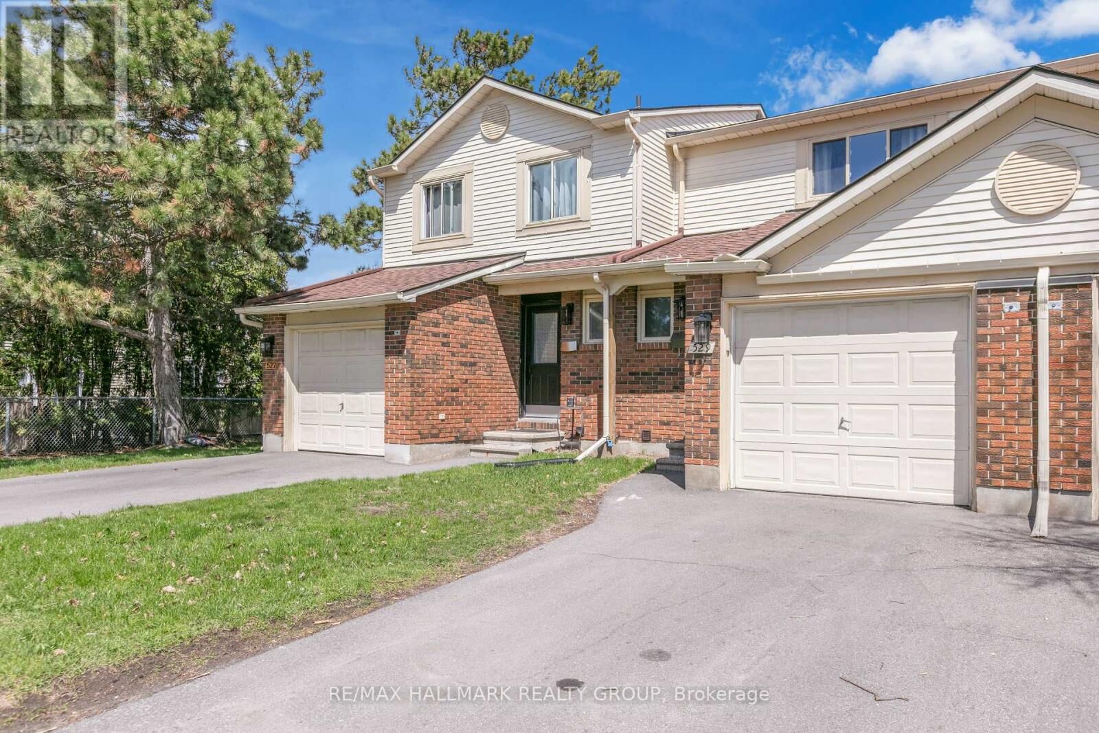 Property Photo:  529 Canotia Place 44  ON K4A 2J3 