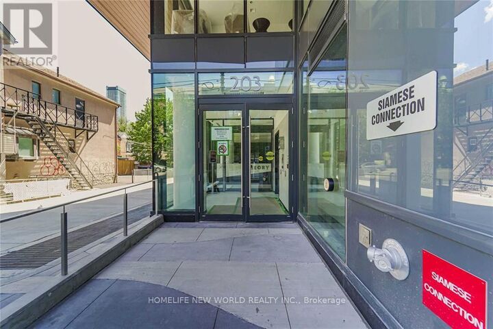 Property Photo:  203 College Street 2505  ON M5T 1P9 