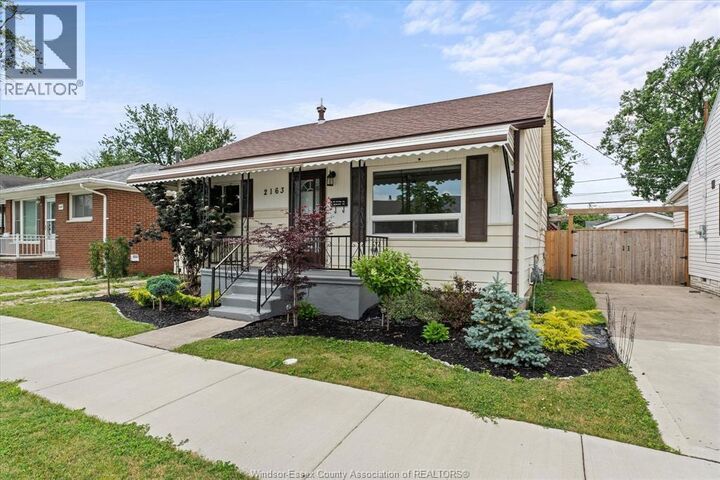 Property Photo: 2163 Wellesley Avenue ON N8W 2E8