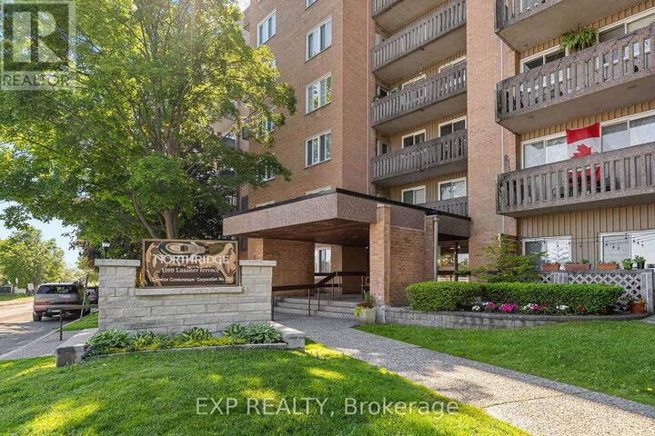 Property Photo:  1599 Lassiter Terrace 418  ON K1J 8R6 