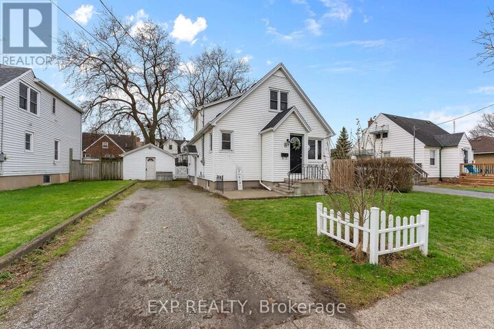 Property Photo:  6 Cedardale Avenue  ON L2P 1A9 