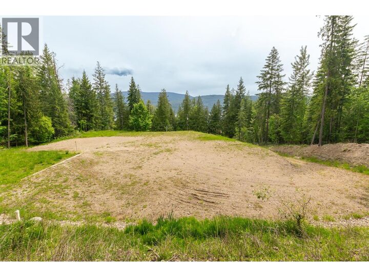 Property Photo:  7503 Estate Drive  BC V0E 1M8 