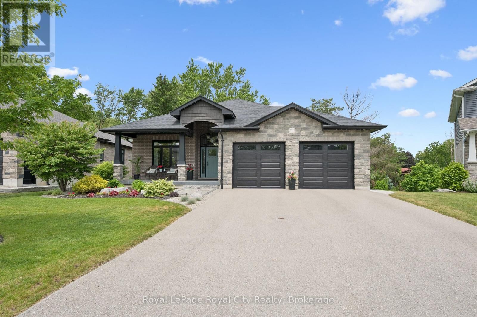 Property Photo:  70 Wilson Court  ON N4X 0B6 