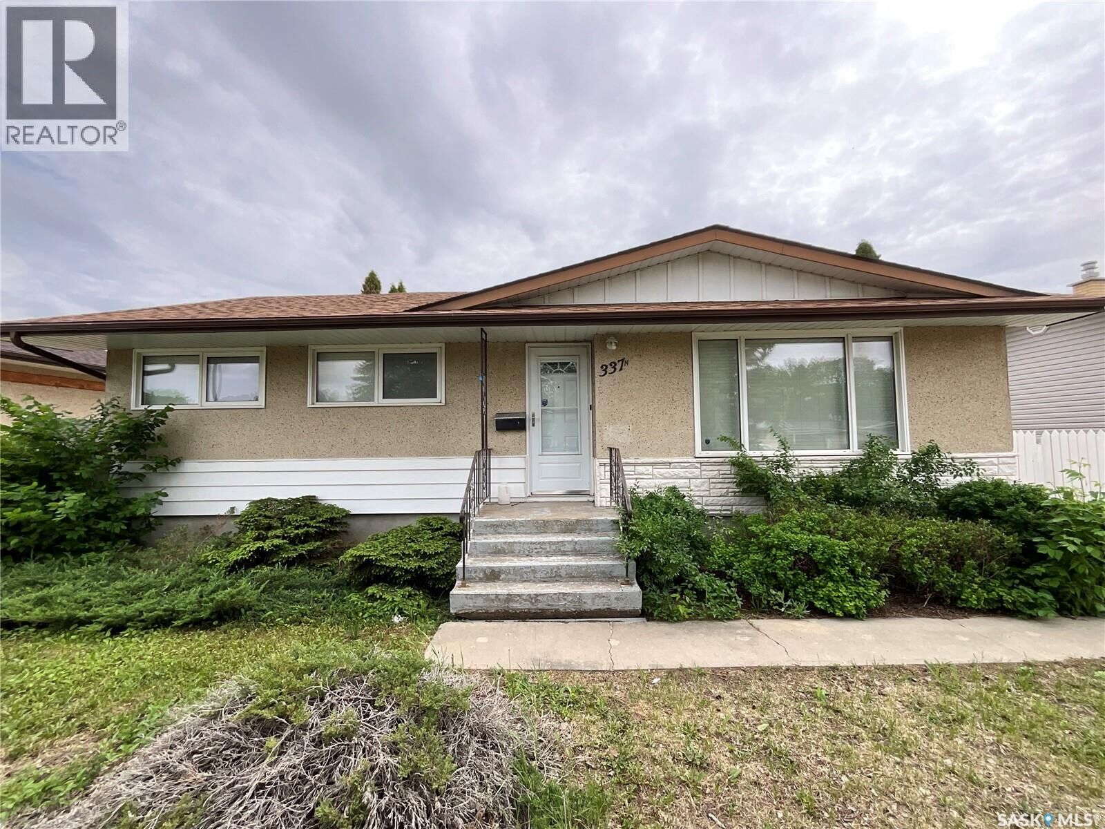 Property Photo: 337 McIntosh Street N SK S4R 5A1