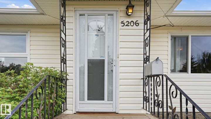 Property Photo:  5206 45 Avenue  AB T9C 1A2 