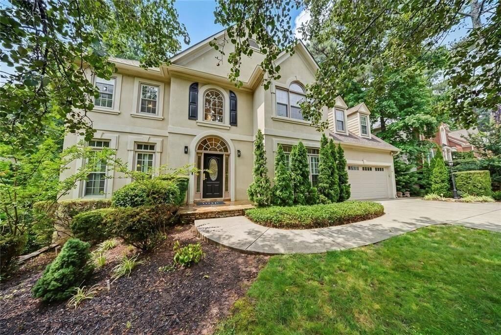 Property Photo: 7130 Amberleigh Way GA 30097