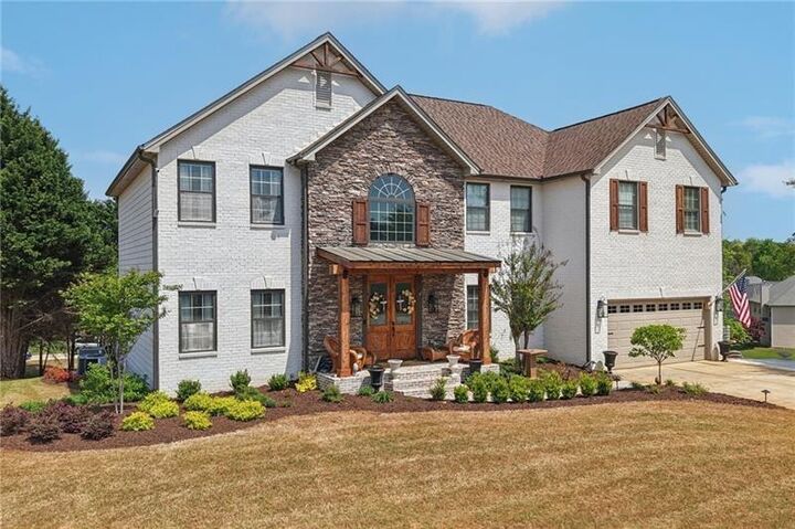 Property Photo:  5803 Little Doe Walk  GA 30542 