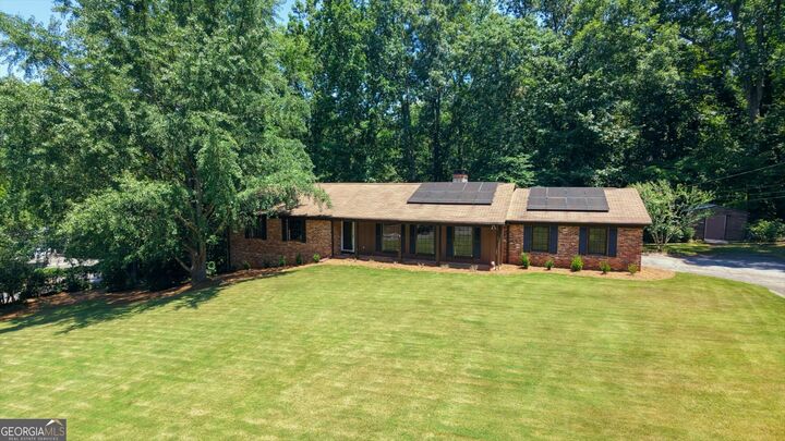 Property Photo: 750 Glenwood Drive GA 30606