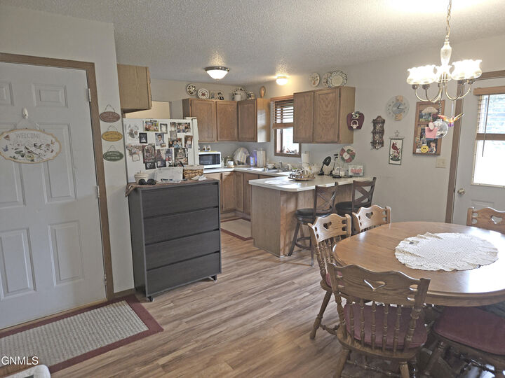 Property Photo: 401 2nd Avenue NE ND 58482