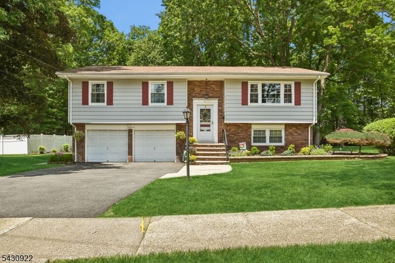 Property Photo:  42 Davenport Ave  NJ 07068 