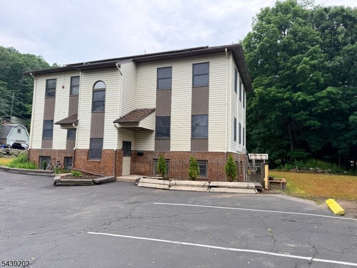 Property Photo: 48 Ringwood Ave B NJ 07456