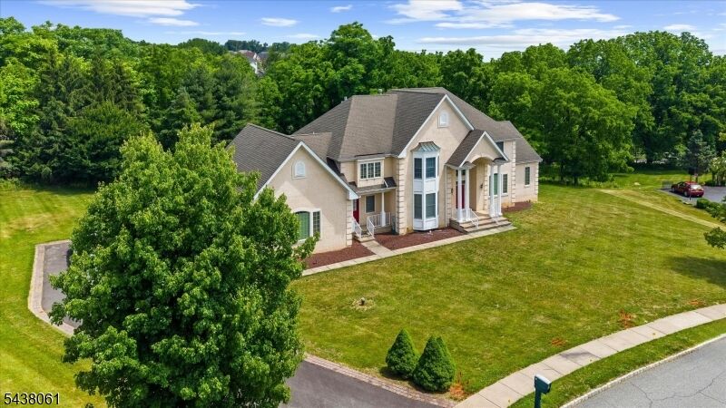 Property Photo:  12 Manchur Ct  NJ 08822 