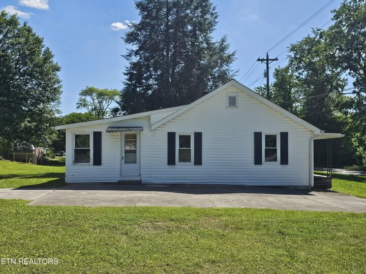 Property Photo:  1341 Blockhouse Valley Rd  TN 37716 
