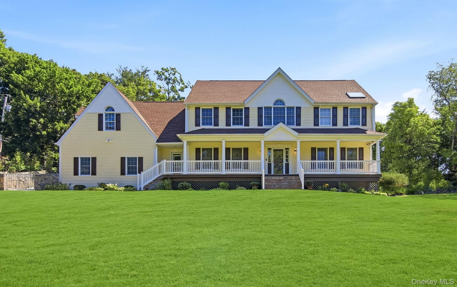 Property Photo:  104 Mountain View Road  NY 10567 