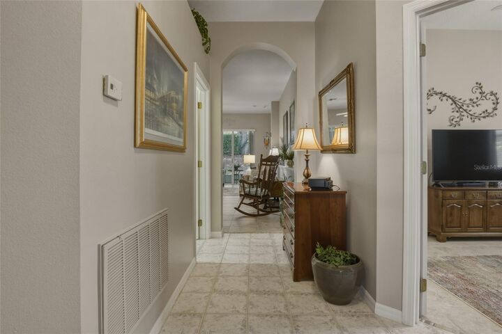 Property Photo:  1066 Mesa Verde Court  FL 34711 