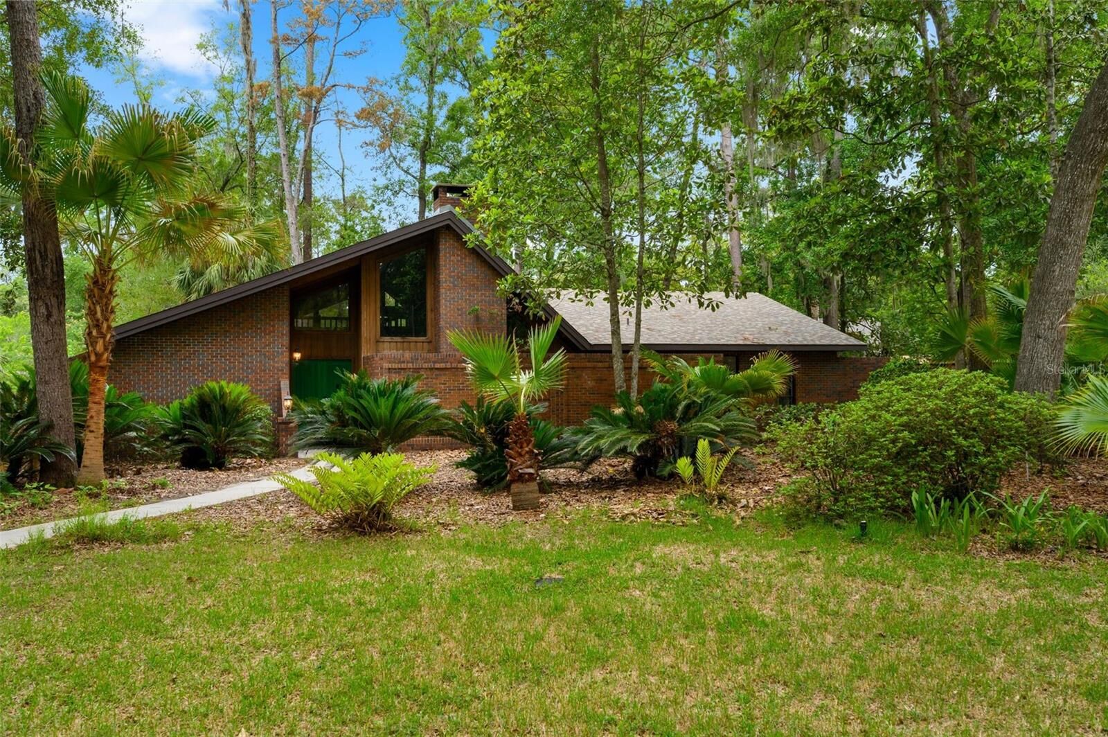 Property Photo:  4216 NW 65th Terrace  FL 32606 