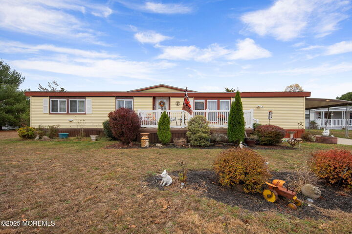 Property Photo:  8 Mary Court  NJ 08005 
