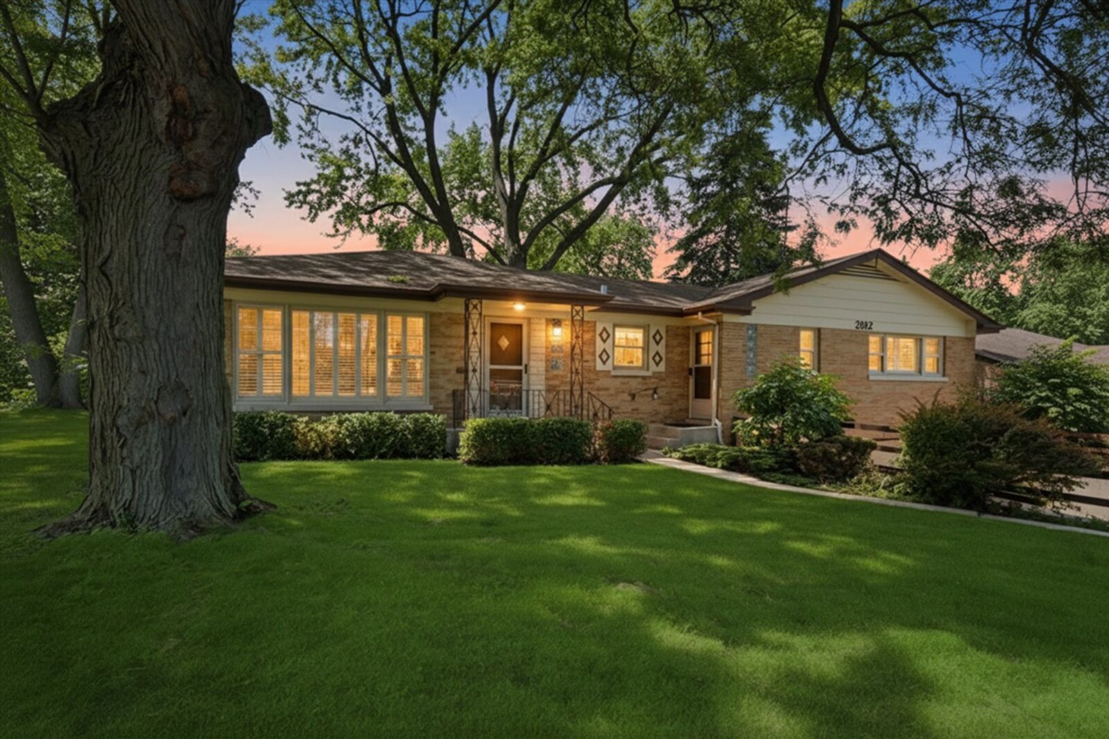 Property Photo:  2912 Old Glenview Road  IL 60091 