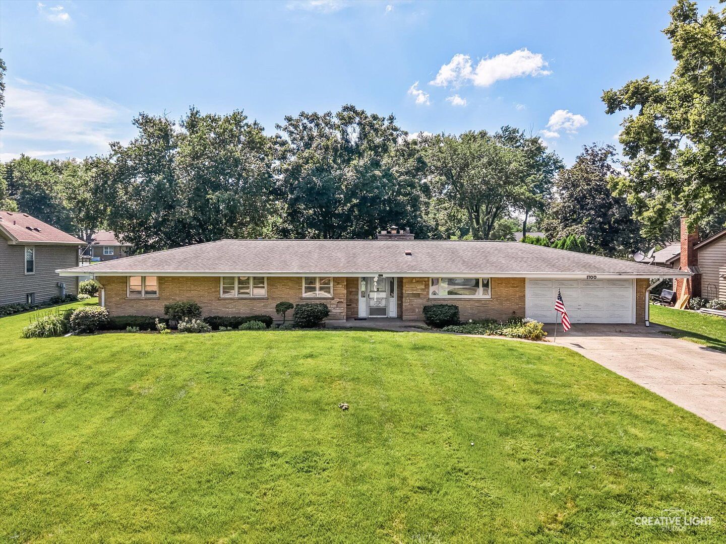 Property Photo:  1700 Westview Avenue  IL 60148 