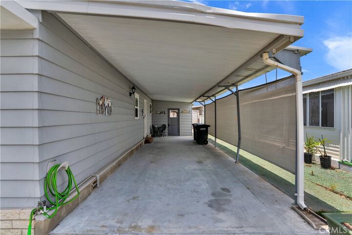 Property Photo: 800 San Mateo CA 92543