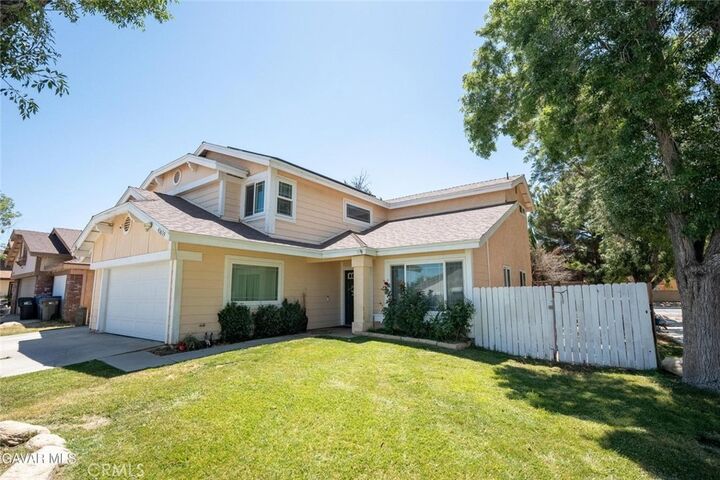 Property Photo:  43659 Serenity Court  CA 93535 