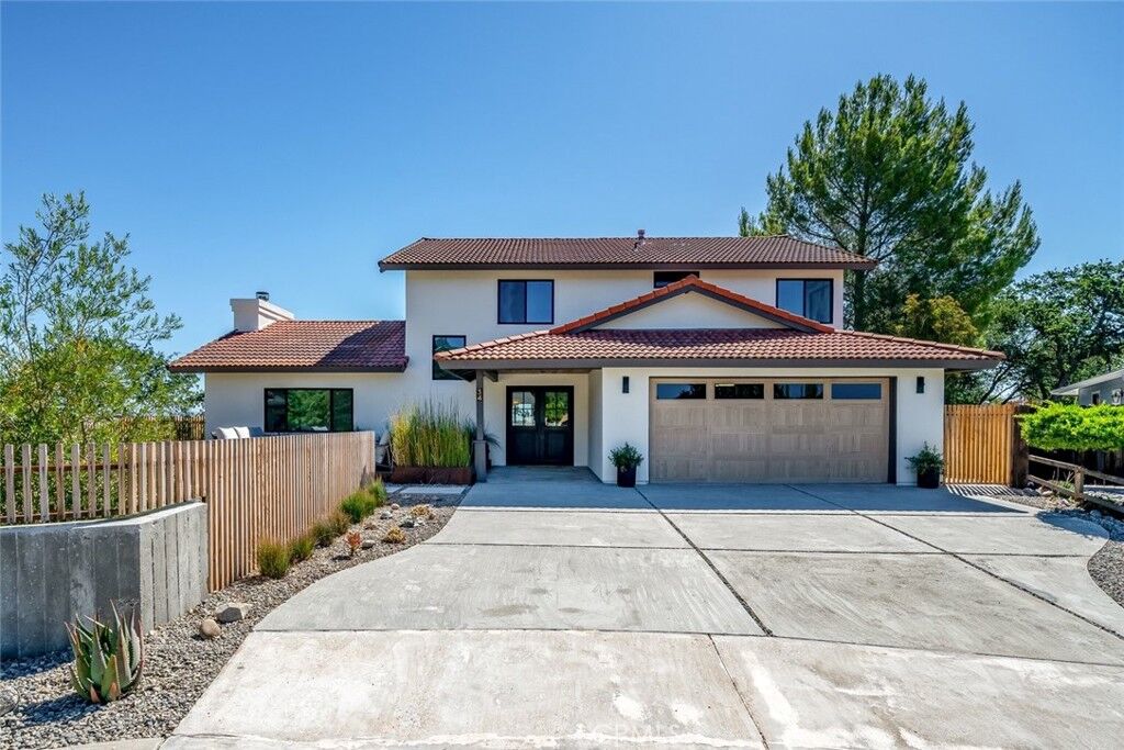Property Photo:  34 Terrace Hill Dr  CA 93446 