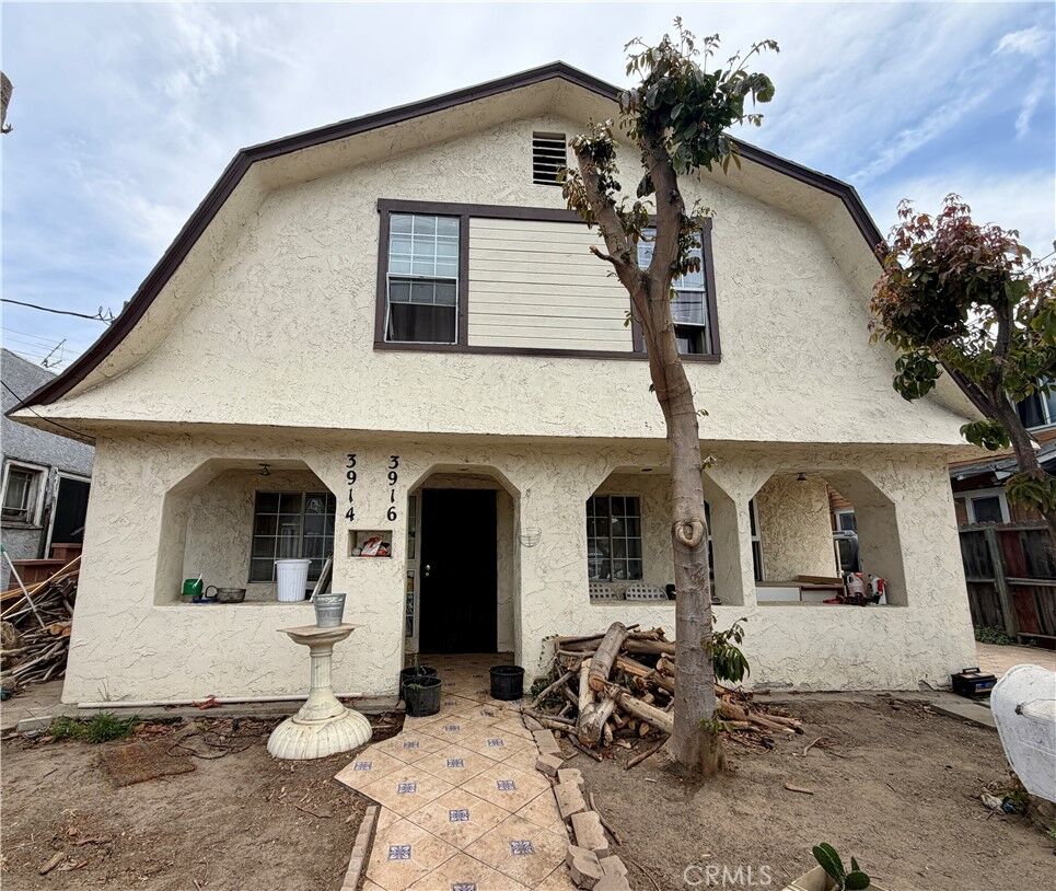 Property Photo:  3914 Wisconsin Place  CA 90037 
