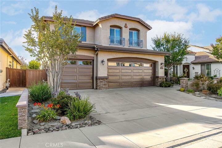 Property Photo:  31998 Corte Cardoza  CA 92592 
