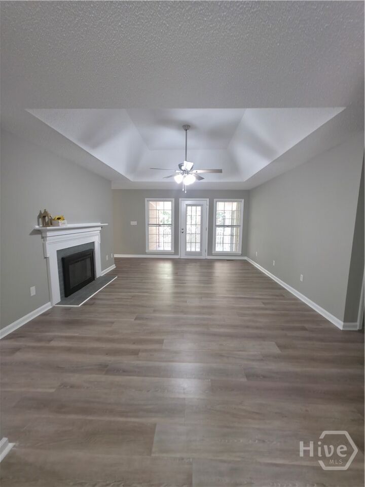 Property Photo:  210 New Haven Drive  GA 30606 
