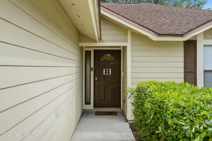 Property Photo: 8133 Morristown Trail FL 32244