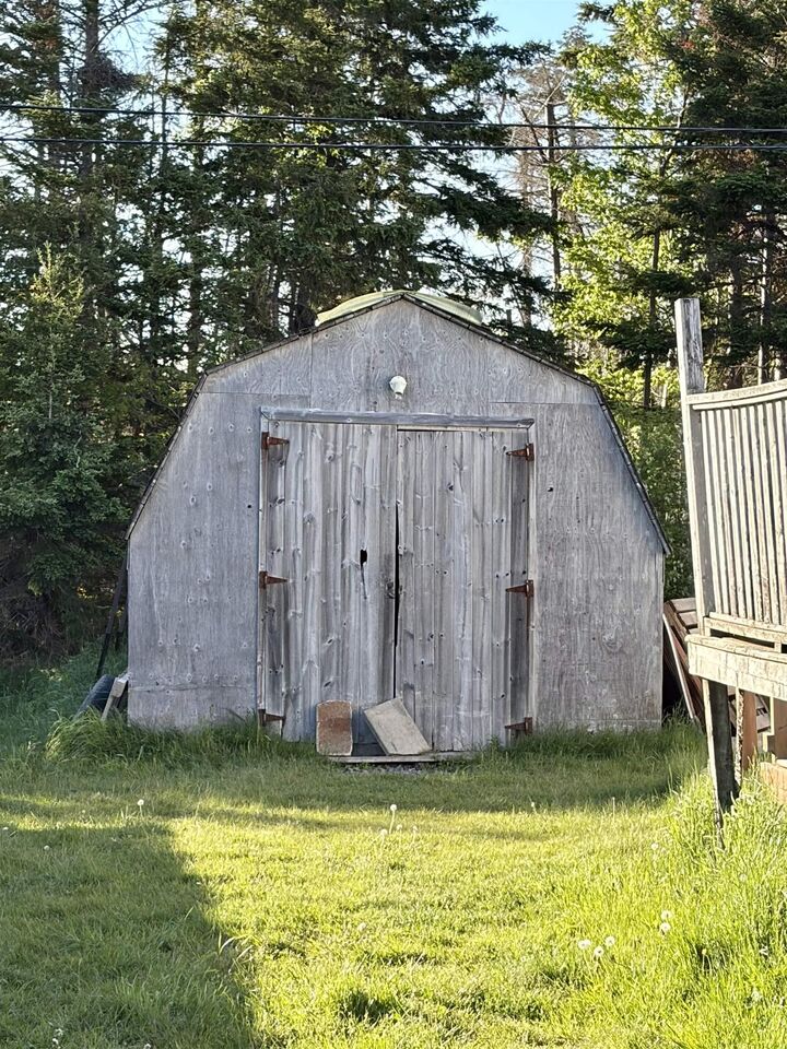 Property Photo: 21 Elmwood Drive NS B2G 0E7