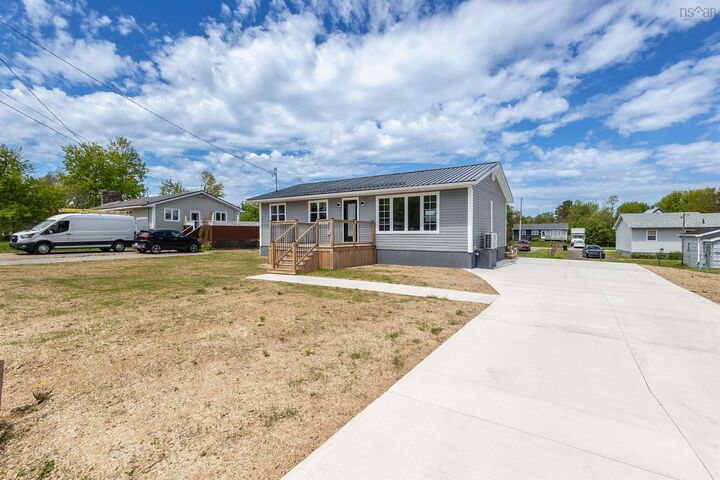 Property Photo: 162 Monteith Avenue NS B1J 1P4