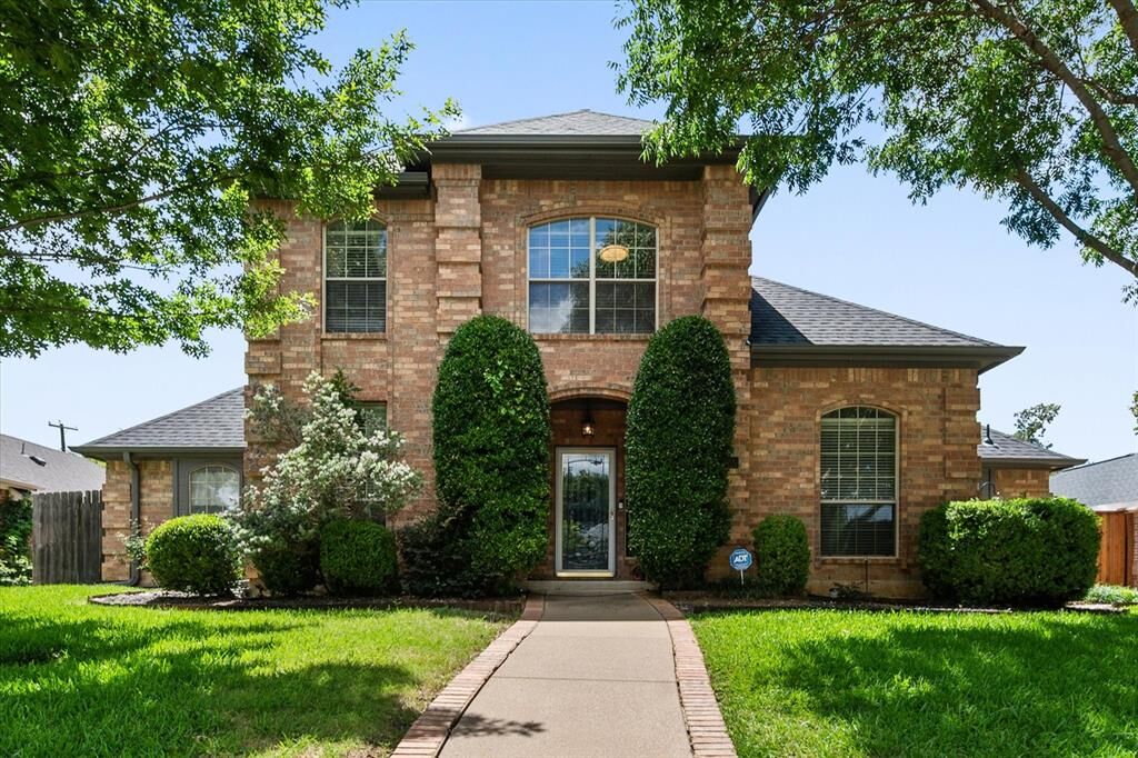Property Photo:  6806 Thornbird Lane  TX 76001 