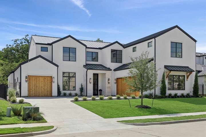 Property Photo:  225 Metairie Lane  TX 76092 