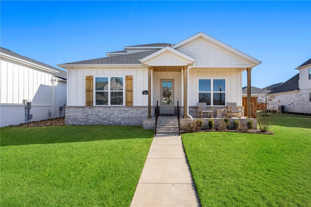Property Photo:  6207 SW Prism Path Street  AR 72713 